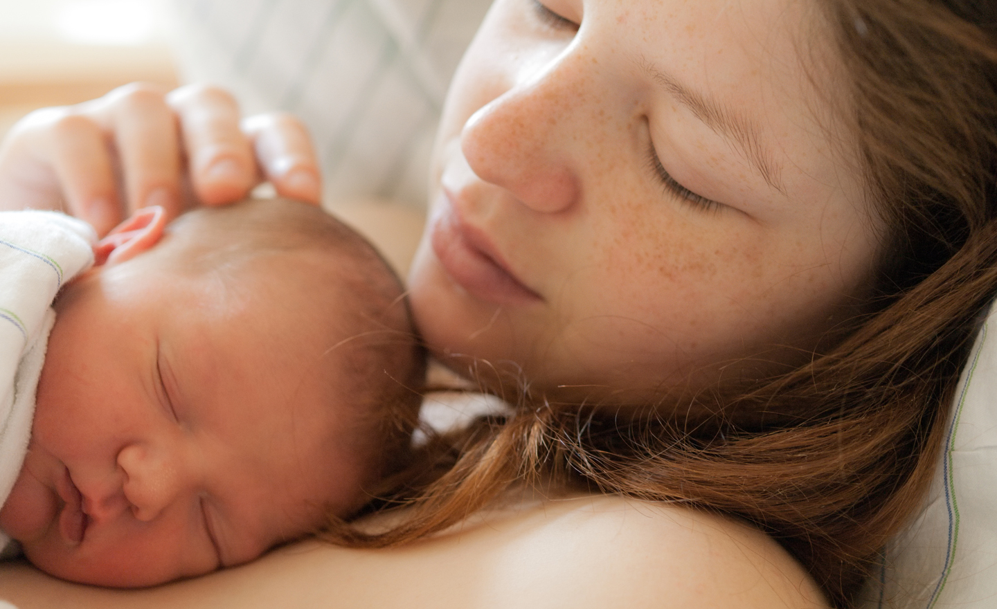 Pourquoi pratiquer le cododo avec son bébé ?